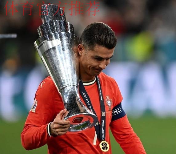 梅西隔空回击C罗：世界杯是终极成就！夺冠的感觉无法描述